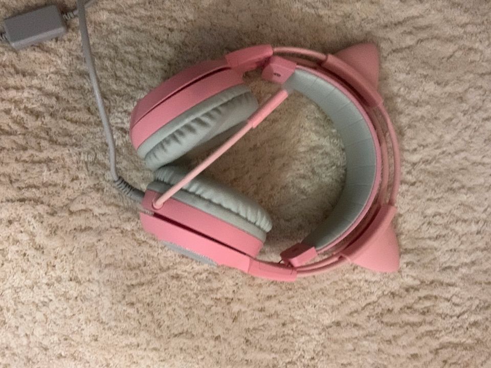 Somic Katzen headset mit passenden headset Halter in Lissingen