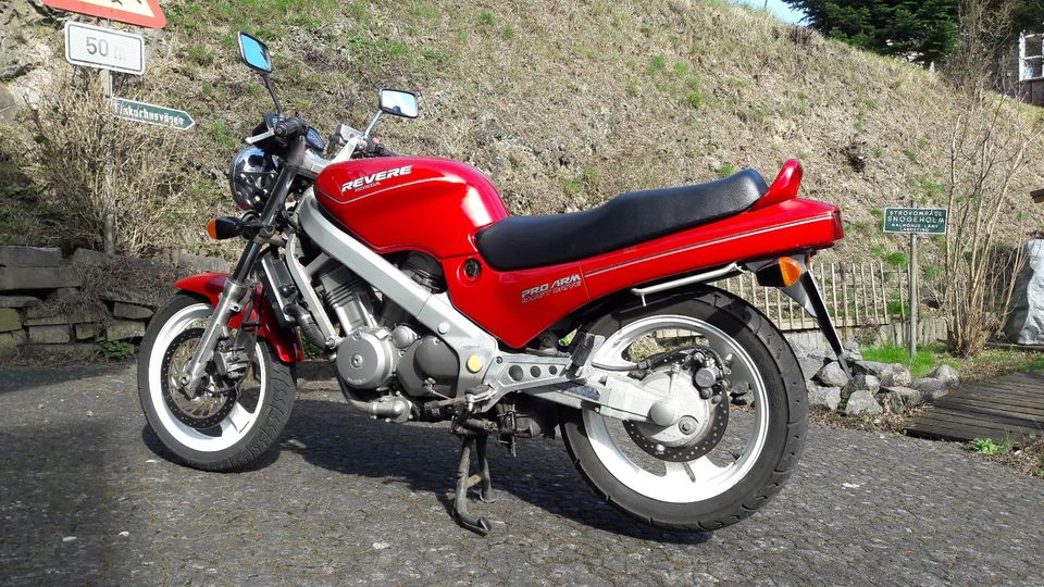 Honda NTV 650 Revere in Gummersbach