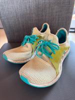 adidas ultraboost pureboost Gr. 40 leichter Turnschuh in grün Niedersachsen - Ilsede Vorschau