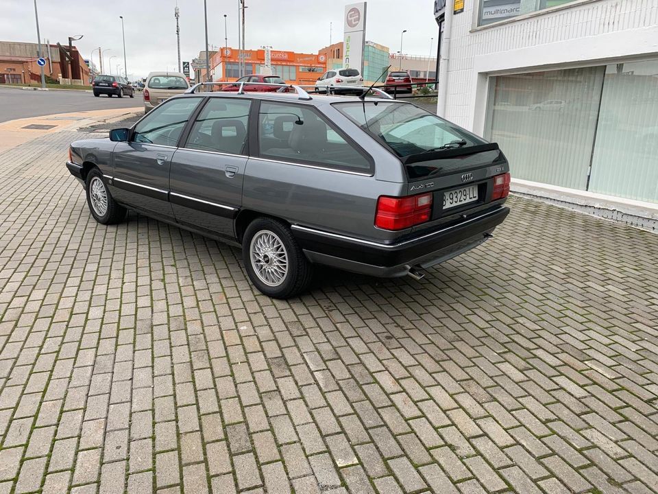 Audi 100 Avant 2.2 in Berlin