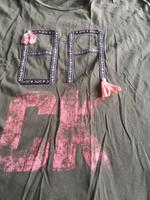 T Shirt in Größe 42, olivfarben mit aufwändiger Applikation Niedersachsen - Friesoythe Vorschau