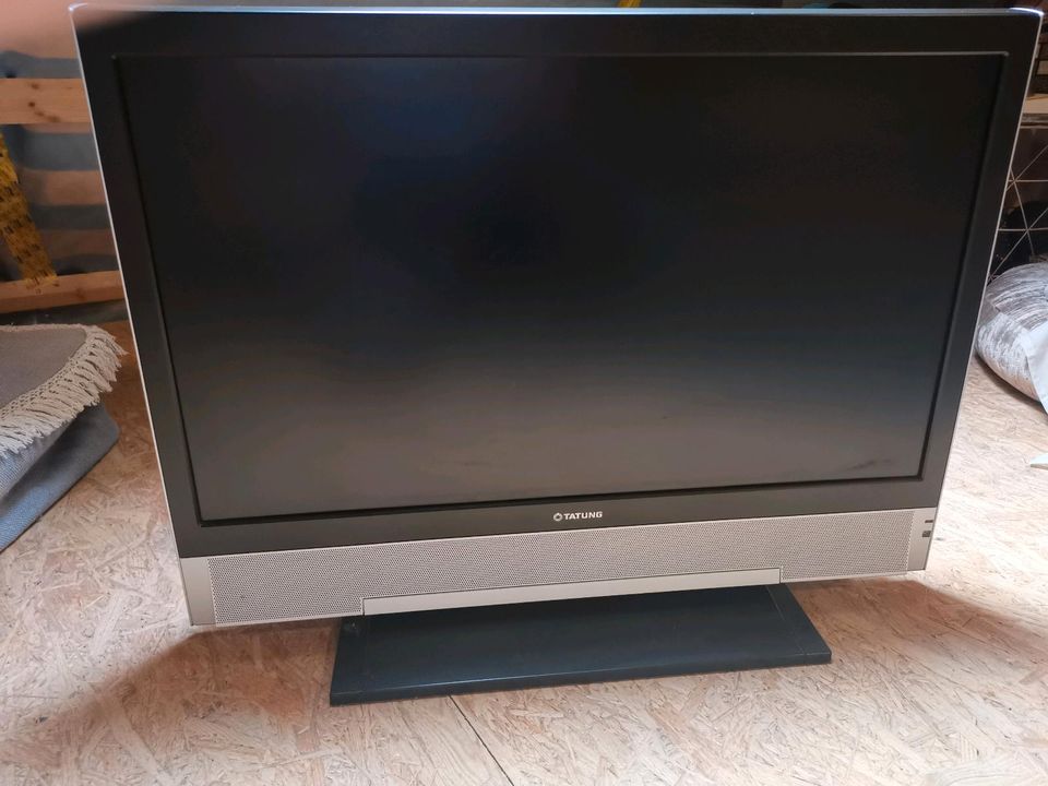 Tatung 32" LCD HD Fernseher mit HDMI und common interface in Braunschweig