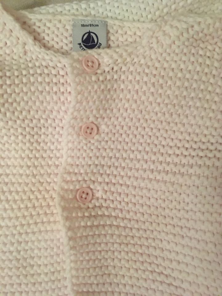 Petit Bateau Strickjacken weiß rosa 80 81 in Bakum