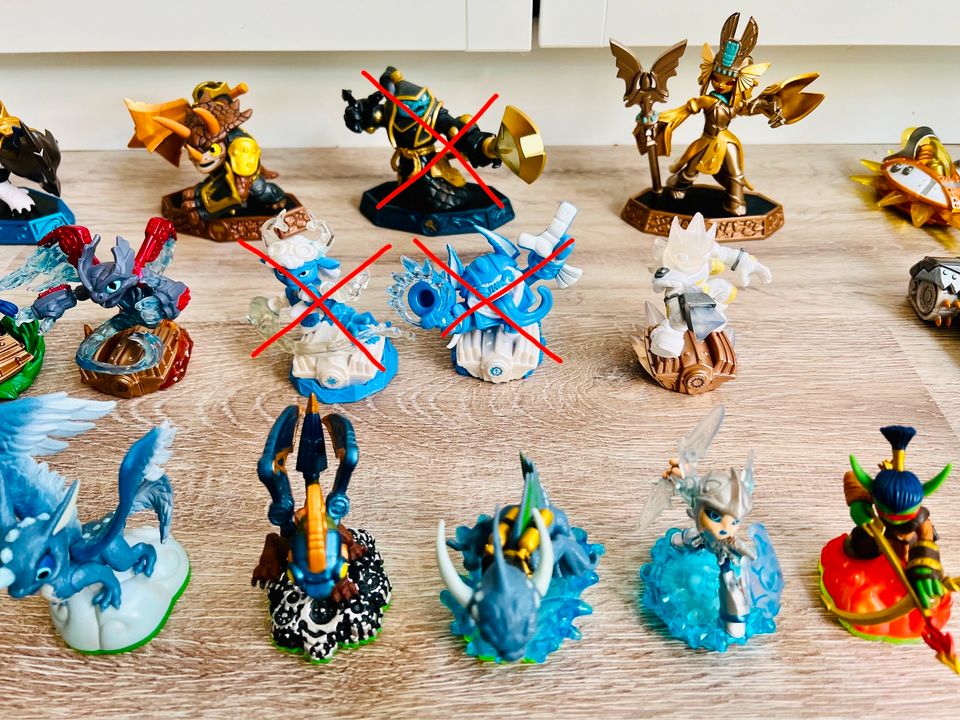 SKYLANDERS Figuren, Fahrzeuge, Portale und Spiele für PS3 in Eisenach