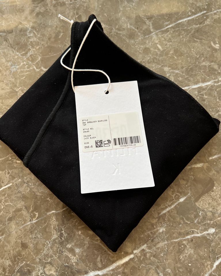 FILIPPA K Oberteil One Shoulder Seamless Top NEU 120€ in Wuppertal