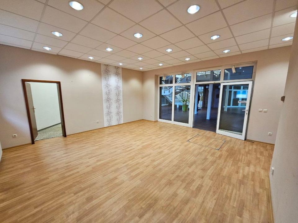 Gewerbe-/ Ladenfläche, Laden im Zentrum von Rechlin ab sofort in Rechlin