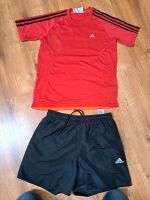 ADIDAS Sport Shorts schwarz, T-Shirt rot, Sport Kombi, Gr. 164 Baden-Württemberg - Weil im Schönbuch Vorschau