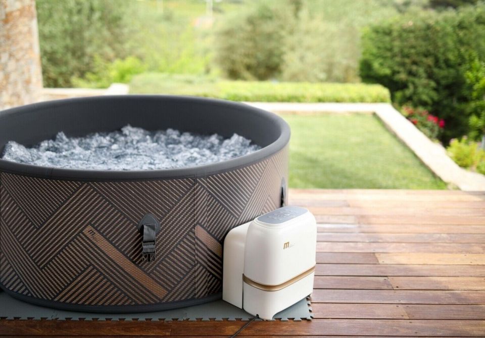 Luxus Premium MSPA Whirlpool-aufblasbar Mono Outdoor Pool 6 Perso in Hofkirchen