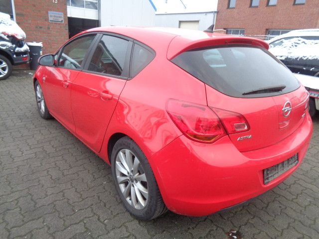 Opel Astra 1.7 CDTI 150 Jahre Opel 81kW in Ellerau 