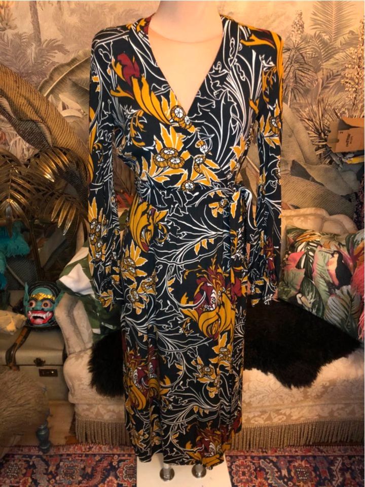 Cut-Out Midi Wickel Kleid im Vintage 70s Boho Look von Zara XS S in Berlin