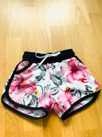 Rip Curl Badeshorts kurze Hose wNEU Gr. 98-104-110 Hessen - Oberursel (Taunus) Vorschau