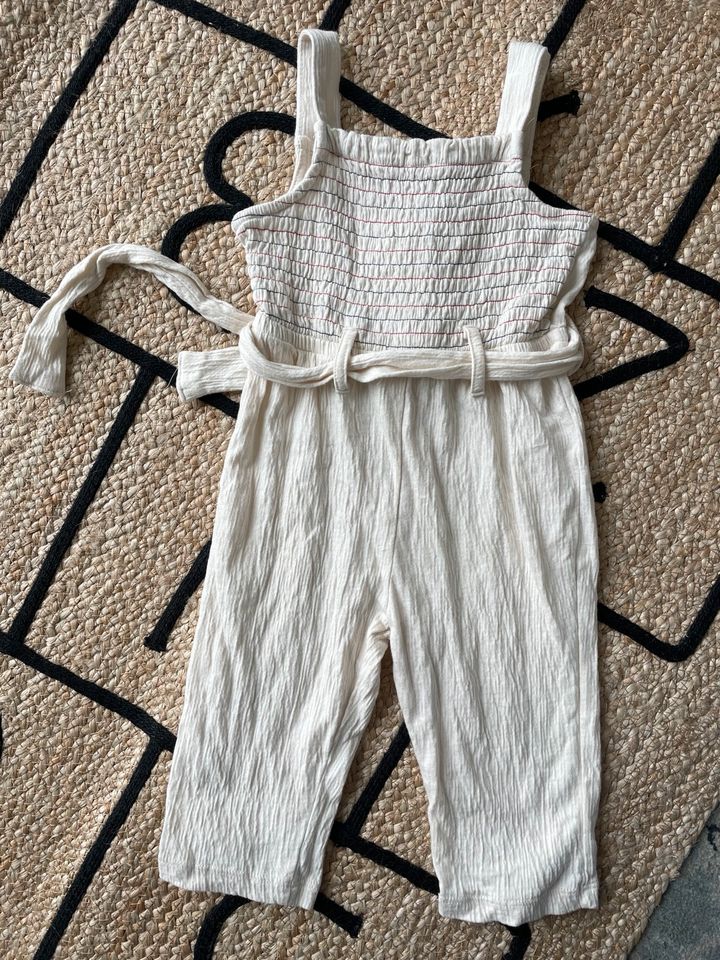 Latzhose Overall jumpsuit 80 86 beige lc Waikiki in Schweinfurt