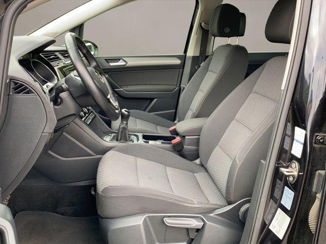 Volkswagen Touran Comfortline,Climatic,Winter-P,PDC,Tempom. in Wilkau-Haßlau