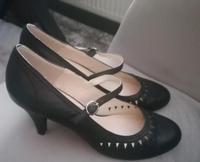 Clarks Riemchen Pumps Gr 41 (7,5) Schwarz  Top Zustand Bayern - Pfaffenhofen a.d. Ilm Vorschau