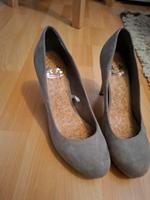 Pumps beuge Samt gr 37 fast neu Nordrhein-Westfalen - Troisdorf Vorschau