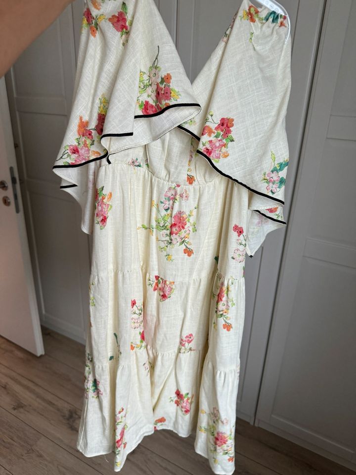 Kleid Zara NEU Gr 152 viskose Mädchen Festtagskleid Kleidchen in Laatzen