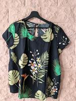 schickes Shirt von Only 42 Sachsen-Anhalt - Könnern Vorschau