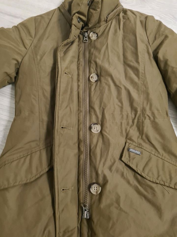 Woolrich daunenjacke xs khaki in Berlin