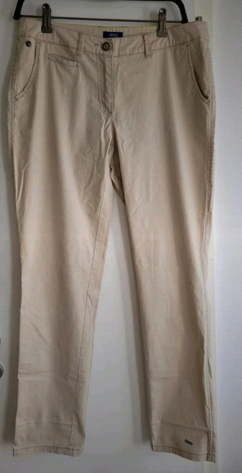 Beige Sommer Chino von Cecil in Größe 28 in Biebergemünd