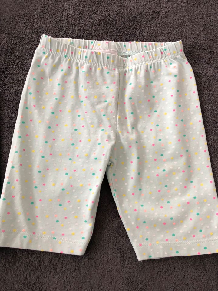 Mädchen Shorts /Leggings Gr.98,104 in Bubsheim