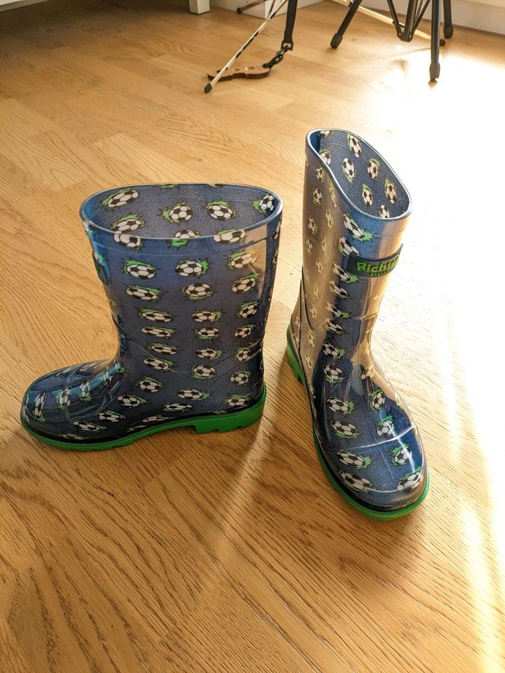 Richter Gummistiefel ungefüttert Größe 31 in Baden-Württemberg -  Ludwigsburg | Gebrauchte Kinderschuhe Größe 31 kaufen | eBay Kleinanzeigen  ist jetzt Kleinanzeigen