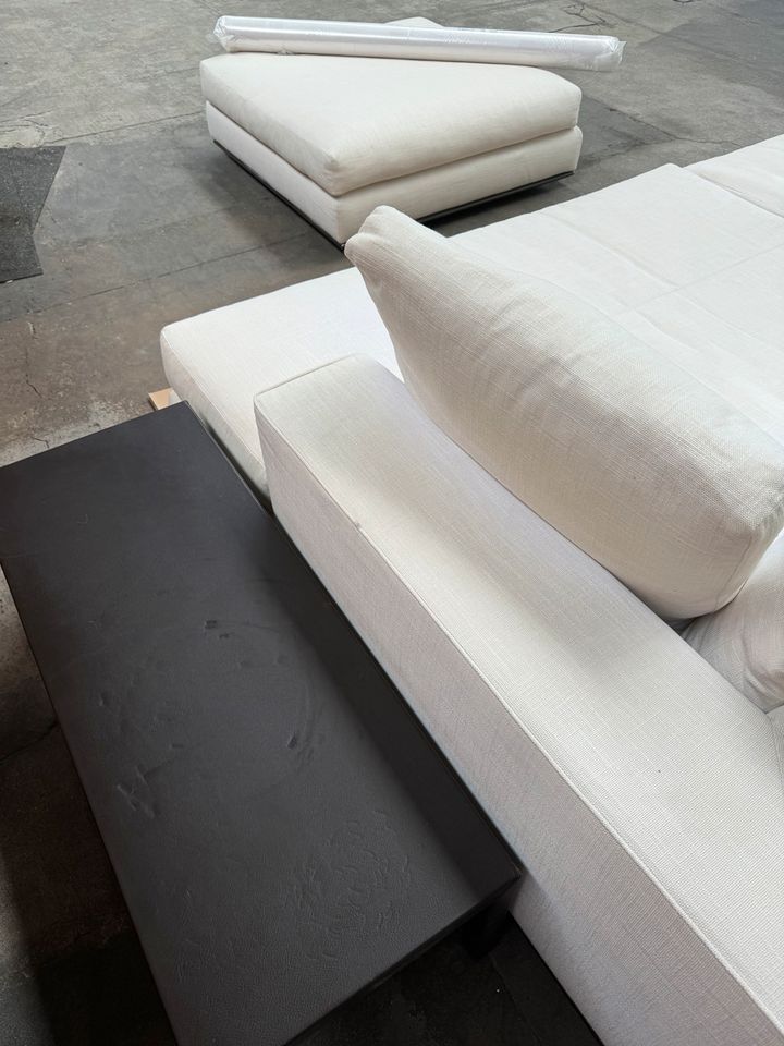 Minotti Hamilton Couch mit Bezug Art. Pacific Farbe 02 Bianco in Stuttgart