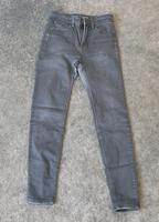 Damenjeans Gr. 36 Stradivarius Saarland - Merzig Vorschau