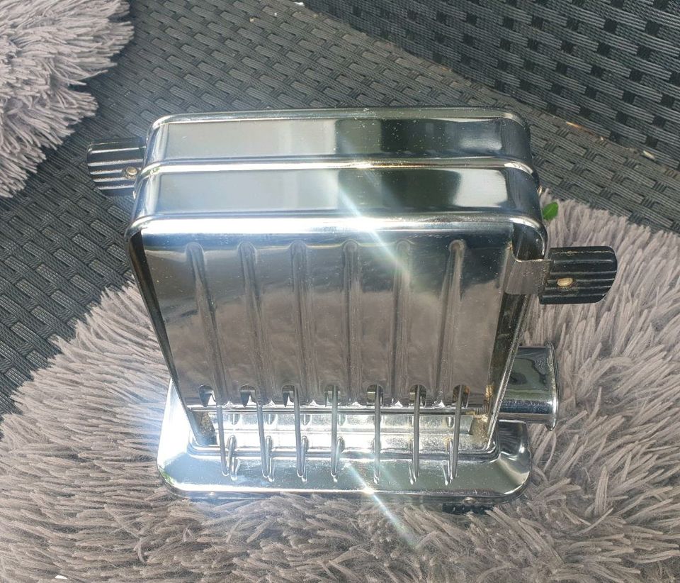 1953 Inventum Toaster, Vintage Super Zustand funktioniert in Essen