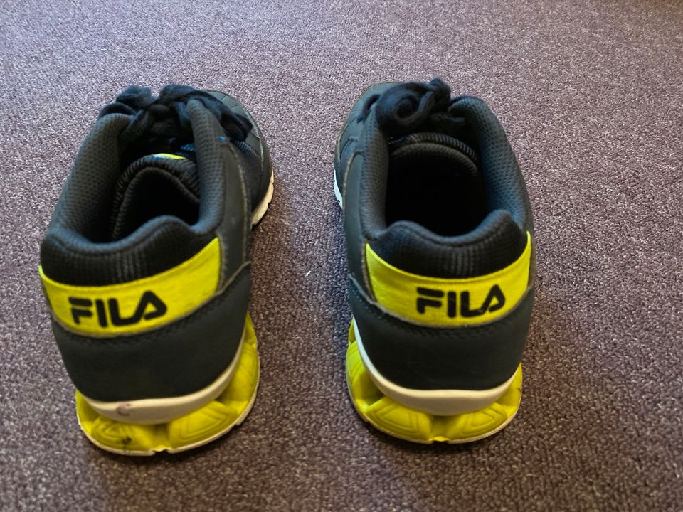 Sportschuhe FILA Größe 39 in Ludwigslust