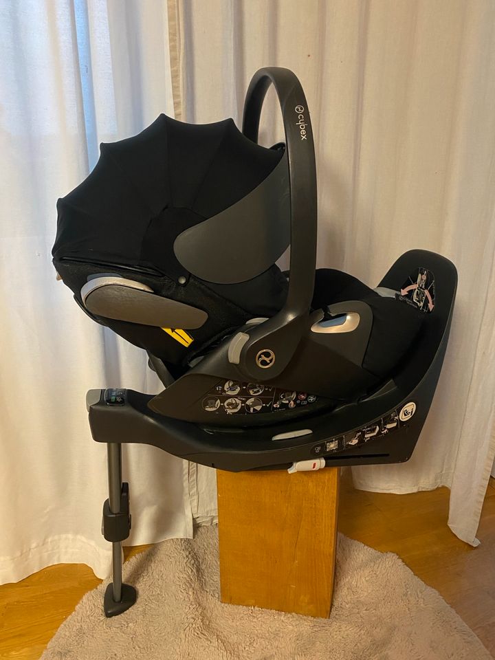 Cybex Babyschale/Kindersitz Cloud Z i-Size + Base Z in Mayen