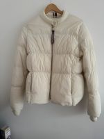 Tommy Hilfiger Daunenjacke Gr M creme Bayern - Freilassing Vorschau