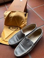 Tod‘s Damenschuhe silbergrau 40 Nordrhein-Westfalen - Bad Laasphe Vorschau