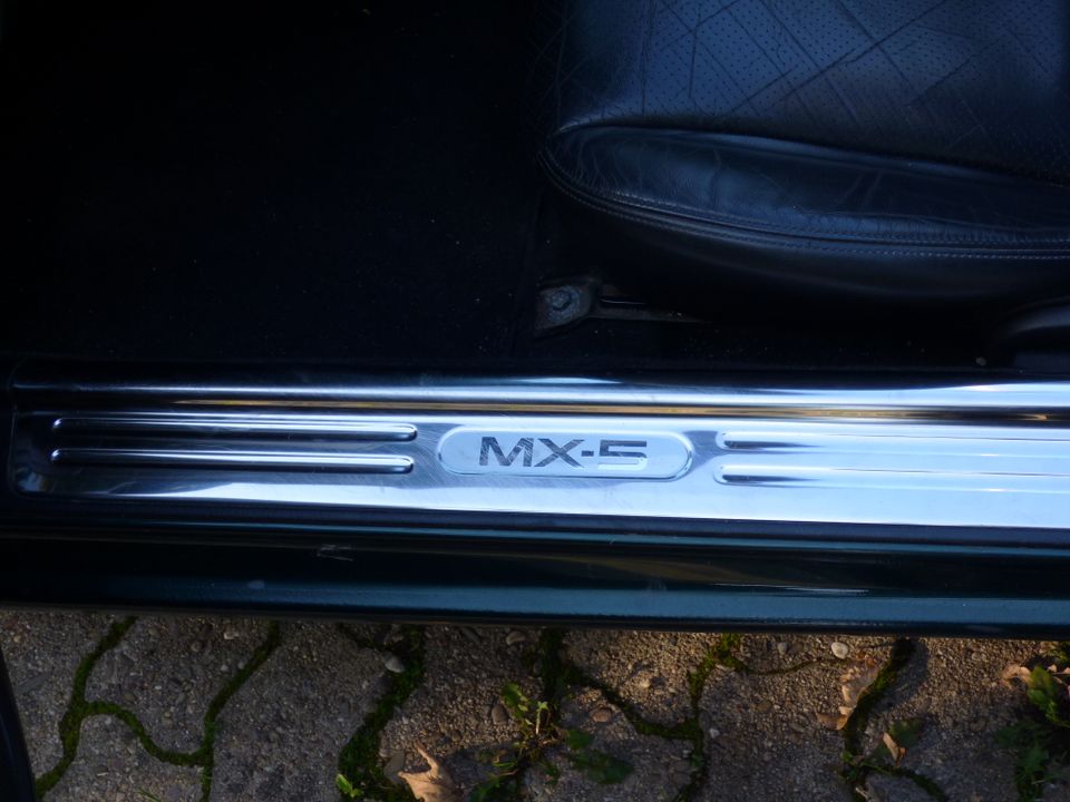 Mazda MX5 NB FL 1,8L, 146PS, Nardi – Paket, Rostfrei, Cabrio, in Neuss