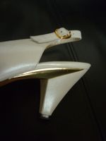 Peter Kaiser Vintage Slingpumps Peeptoes Leder Gold Weiß 38 TOP Berlin - Hellersdorf Vorschau