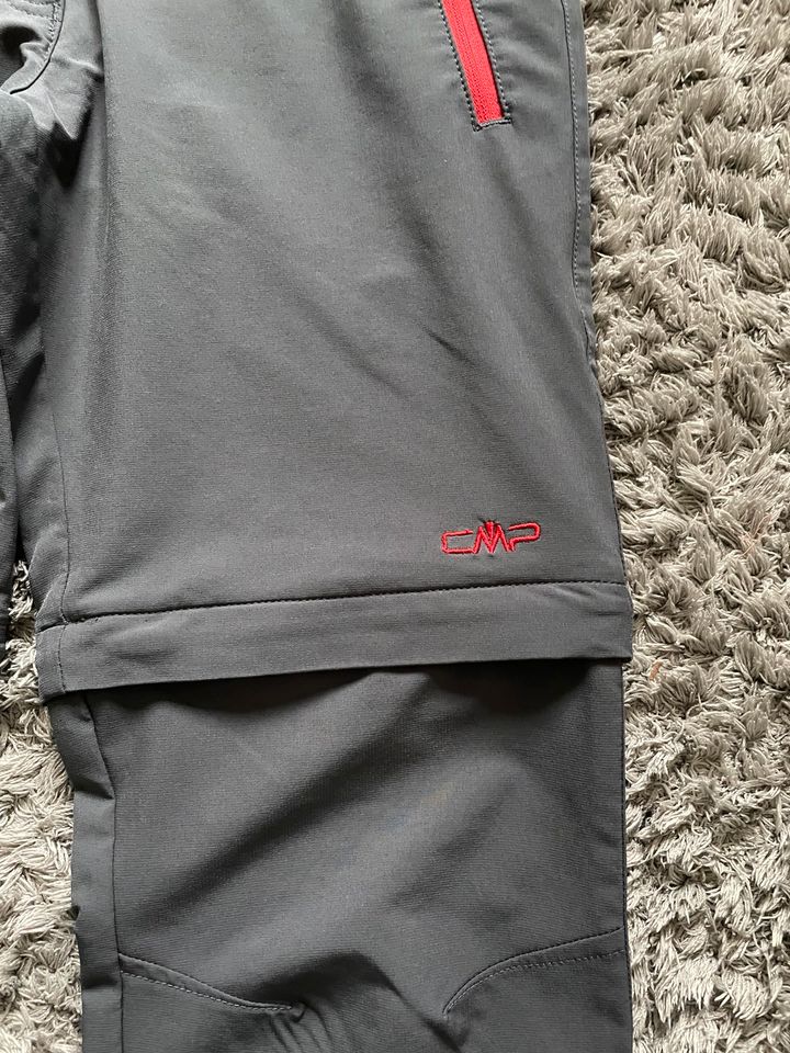 Wander-/Outdoorhose CMP Zip Off, Gr. 152 in Bad Dürrheim