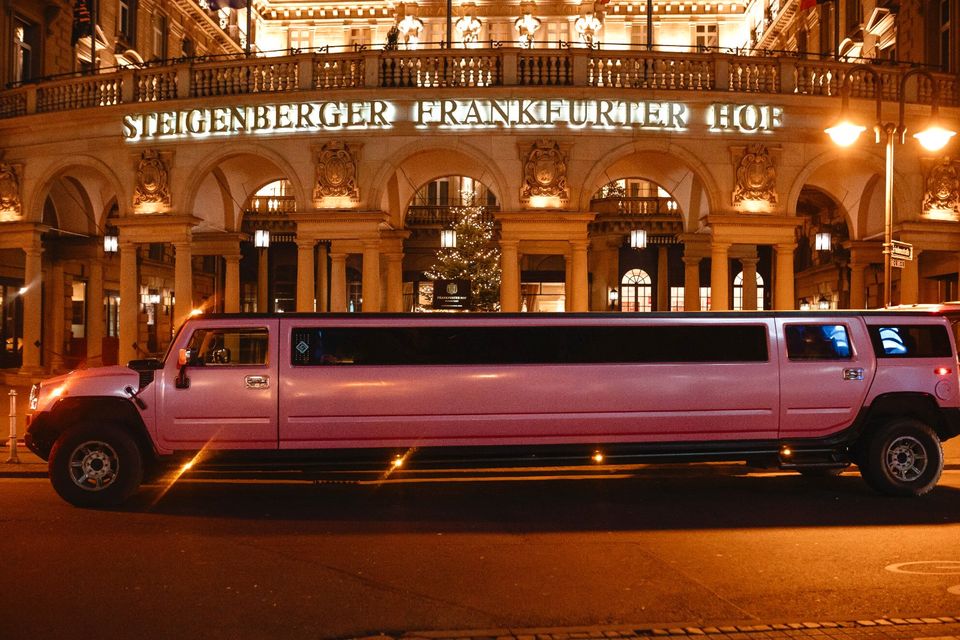 Hummer H2 in Pink / Rosa Limousine in Wiesbaden mieten in Langen (Hessen)