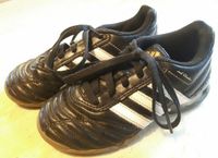 Neuwertige Adidas Turnschuhe schwarz weiß Gr. 29 NP 42 € Baden-Württemberg - Gutach (Schwarzwaldbahn) Vorschau