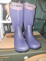 Grubs Neopren-Gummistiefel wie Bogs warm wasserdicht lila Gr.37 Brandenburg - Baruth / Mark Vorschau