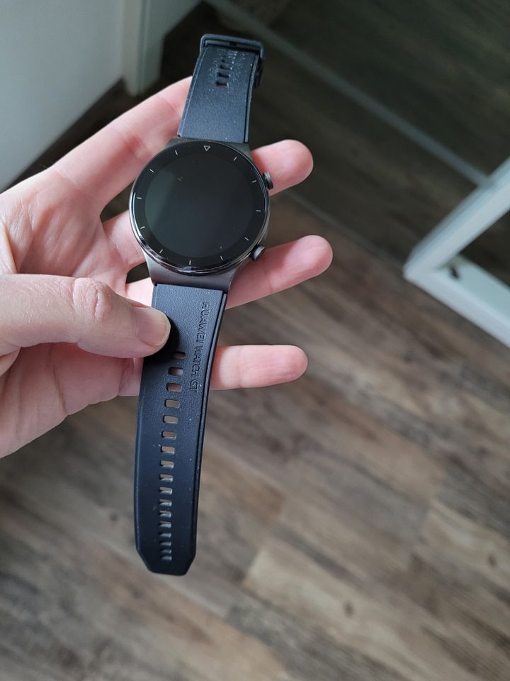 Huawei Watch GT 2 Pro - schwarz in OVP, Smartwatch mit Zubehör in Hillesheim (Eifel)