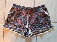 Top Esprit Shorts Hotpants Hose Hippie Style Gr. ca. 36 Nordrhein-Westfalen - Erkelenz Vorschau