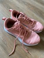 Puma Turnschuh Gr. 39 Runner Laufschuh lesen Thüringen - Schwarzbach bei Eisfeld Vorschau
