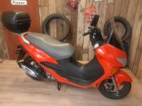 Gepflegter 125 er Suzuki Roller/15 PS Niedersachsen - Springe Vorschau