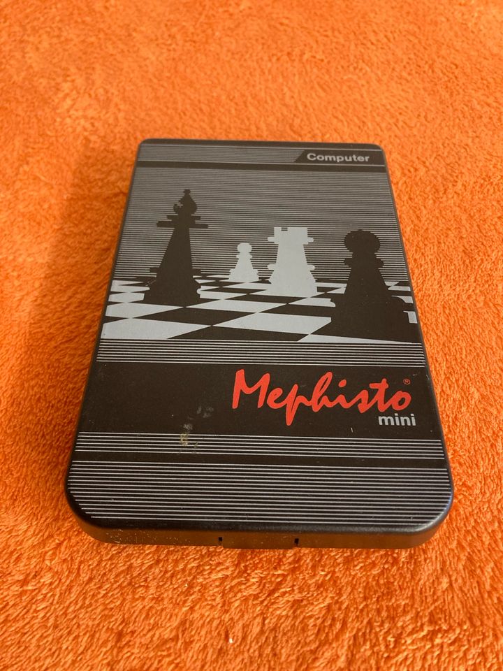 Mephisto Mini Schach in Meerbusch