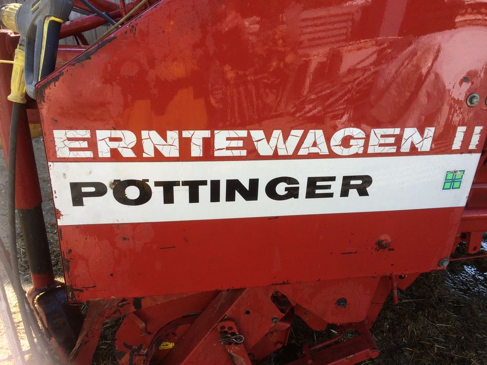 Pöttinger Erntewagen II, Ladewagen, Silierwagen, Heu, Stroh, Silo in Schwindegg