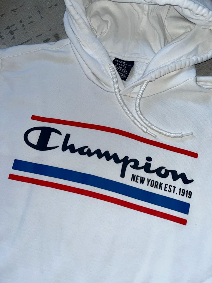 Top!! Champion  Hoody Pullover Größe L in Leipzig