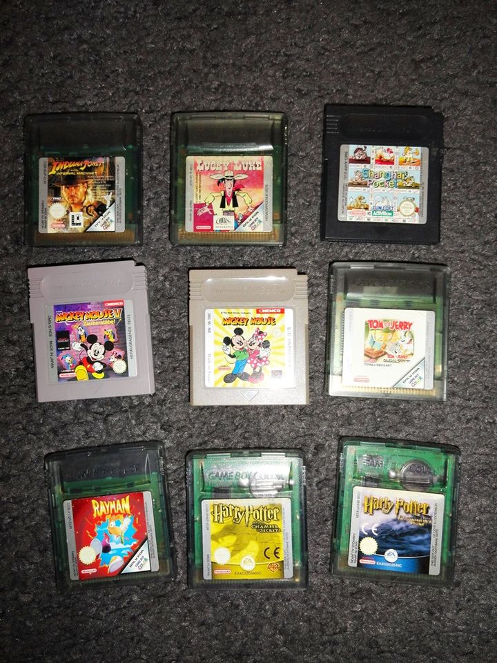 Vintage 90er Nintendo Game Boy Color + 9 Spiele, Tasche Rar in Potsdam