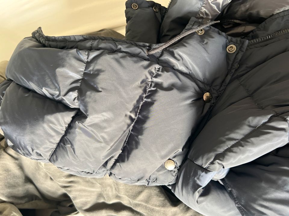 MONCLER Daunenjacke 100% authentisch/ Original/Legit(CERTILOGO) in Langenhagen