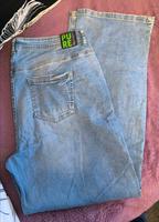Cecil Jeans Gr. 36  (ca. 46-48) Damengröße Bayern - Eching (Kr Freising) Vorschau