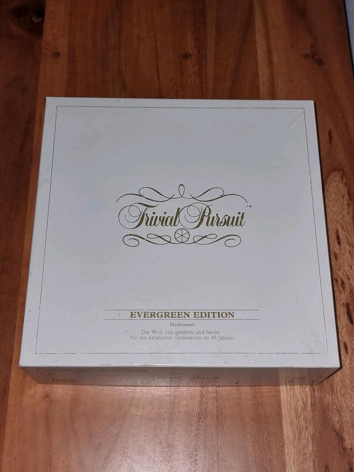 Trivial Pursuit Evergreen Edition + Genius 2 Edition in Stechow-Ferchesar