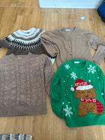 4 teiliges Mädchen damen Paket Gr S weihnachtspulli Düsseldorf - Eller Vorschau